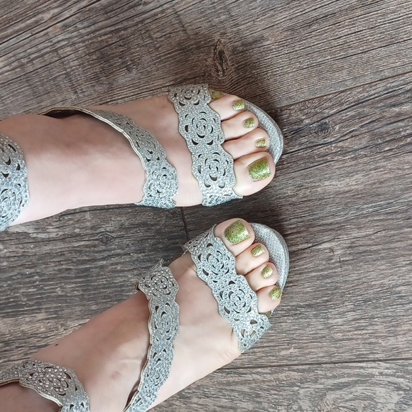 Heels - Picture 14 of 16